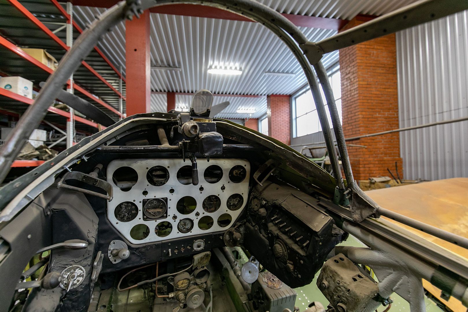 Музей «Битва за Ленинград» при поддержке холдинга «Бронка Групп» приступил к восстановлению штурмовика ИЛ-2 и истребителя МИГ-3  - фото 2